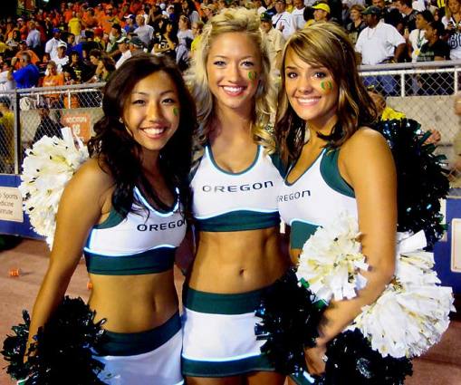 oregon-cheerleader-katelynn(08).jpg