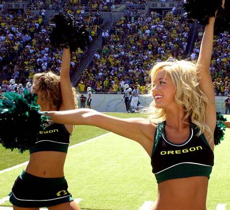 oregon-cheerleader-katelynn(07).jpg