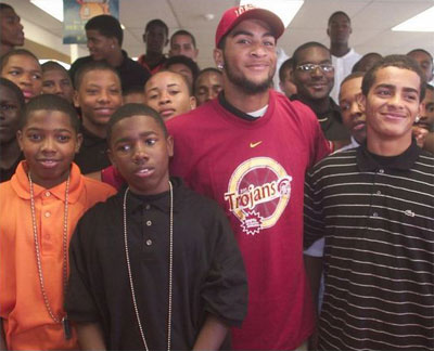 Antwine_and_the_kids.jpg