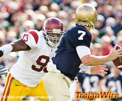 everson-griffen-closing-on-clausen.jpg